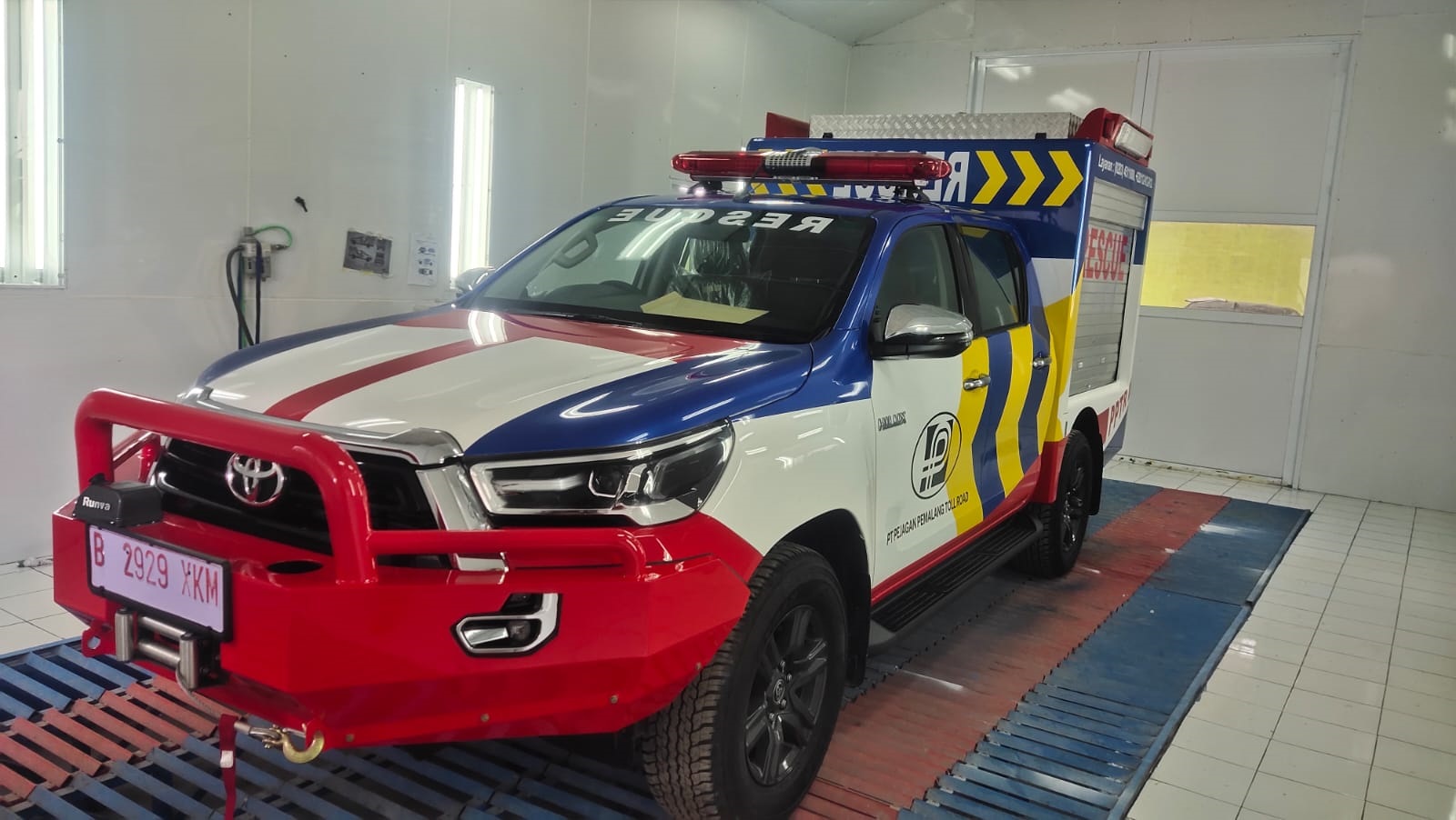 Toyota Hilux rescue